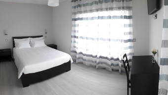 Hotel Tires Guest House