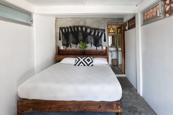 Hotel The Safe House