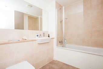 Apartamentos 1 Bedroom Flat With Roof Terrace In Central London