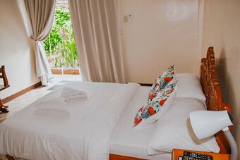 Olana Bed And Breakfast