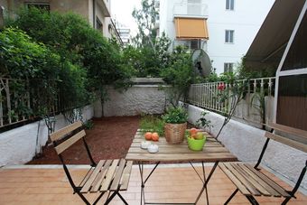 Apartamentos Just A Hop Away From The Beach