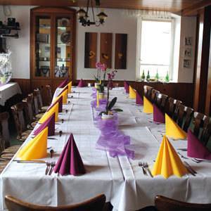 Hotel-gasthof-destille-eisenbahn