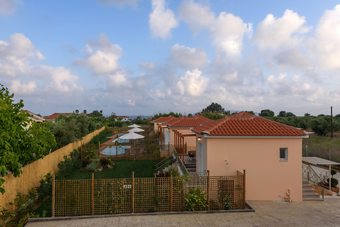 Apartamentos Estia, Stylish Villa, A Step To The Sandy Beach