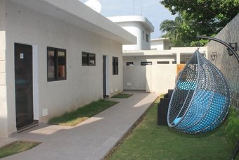 Hotel Four Season Guesthouse