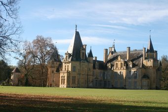 La Maison Des Grilles Du Ch�teau de Prye