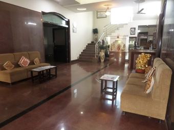 Hotel Kaka's  Sai Krupa