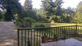 Gite - C�t� Jardin