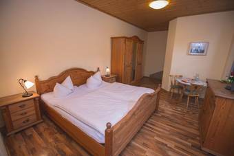 Hotel Friedrichshof Restaurant & Pension