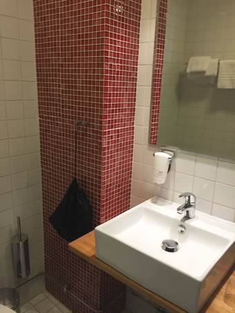 Hotel Adels L�gprishotell