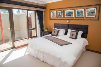 Villa 5 Forecastle