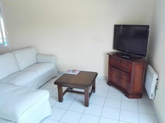 Apartment With 2 Bedrooms In M�ze, With Wonderful Sea View And Furnished Balcony - 10 M From The Beach