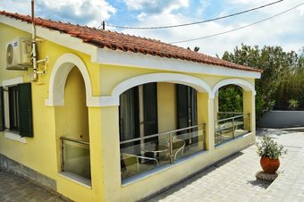 Sunrose Beach Aparthotel