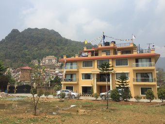 Apartamentos Drongpa Suites