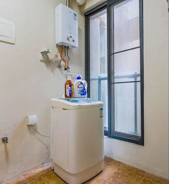 Locals Boutique Apartment Shijichengno10