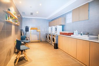 Atour Hotel Airport Century Park Qingdao