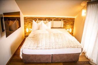 Apartamentos Golden Hill Country Chalets & Suites