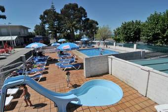 Apartamentos Turisticos Rio Ulla