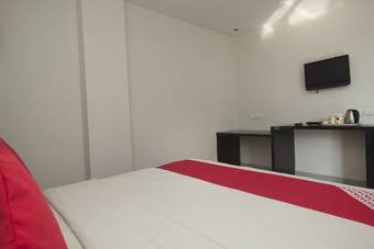 Hotel Oyo 28171 Kava Suites