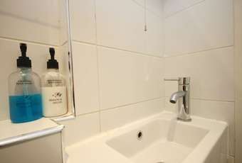 Cosy Central Soho City Studio Apartment