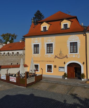 Hotel Gurm�n