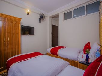 Oyo 293 Royal Bouddha Hotel