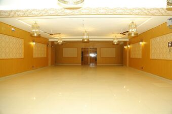 Hotel Santoshi Novatel