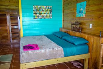 Hotel King Lewey's Island Resort