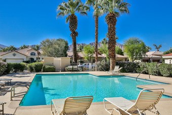 Golfers Paradise On The 5th Hole - Three Bedroom Condo