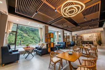 Anlan Hotel