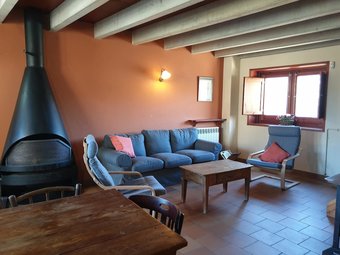 Apartamentos El Serrat Turisme Rural