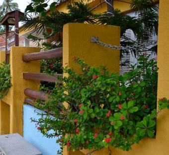 Hostal Pousada Gincoara