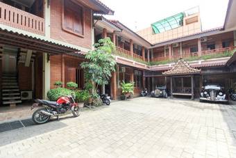 Hotel Reddoorz Near Amikom Yogyakarta 2