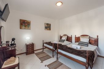 Dipti's Bed And Breakfast