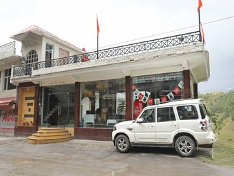 Oyo 37264 Hotel Chiranjeev