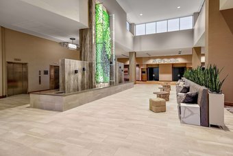Hotel Embassy Suites By Hilton Jonesboro Red Wolf Convention Center