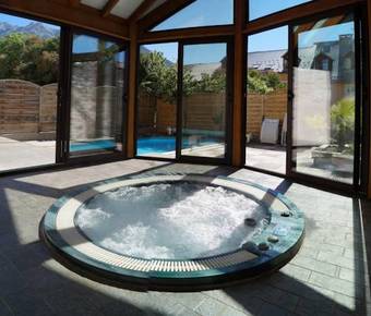 Holiday Home & Spa - Le Rendez Vous De Vauban