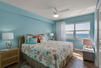 Regency Towers 702 West - Two Bedroom Condo