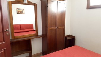 Apartment With 3 Bedrooms In Olia Speciosa, With Furnished Terrace - 5 Km From The Beach