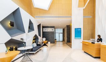 Atour Hotel Swimming Beach Qinglv Road Zhuhai