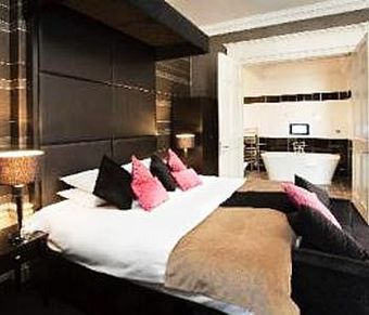 Albany Hotel