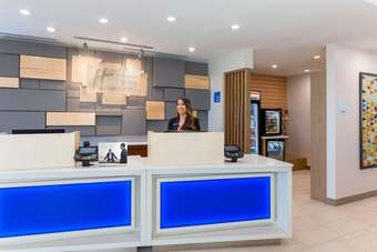 Hotel Holiday Inn Express & Suites Chicago O'hare Airport