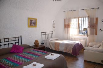 House With 4 Bedrooms In Guadix, With Wonderful Mountain View, Pool Access, Enclosed Garden - 60 Km From The Slopes