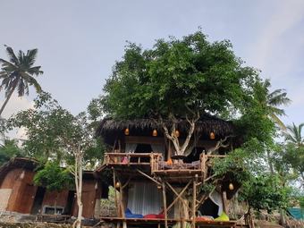 Hotel Gading Treehouse