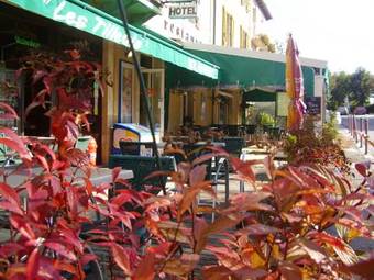 Hotel H�tel Les Tilleuls De Pareloup