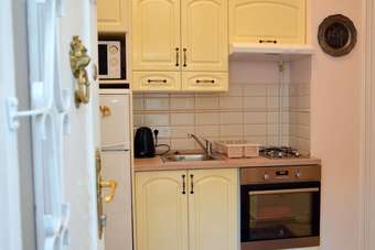 Central Holiday Apartments