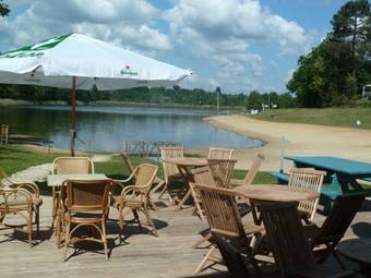 Etang Vallier Resort