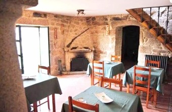 Apartamentos House With 4 Bedrooms In Sotomayor, With Wonderful Mountain View, Enclosed Garden And Wifi - 6 Km From The Beach