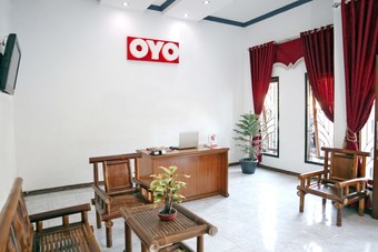 Hostal Oyo 956 Penginapan Eby