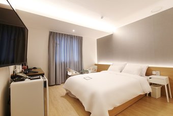 Hotel Urbanstay