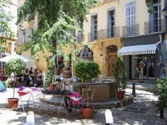 Villa With 2 Bedrooms In Peypin-d'aigues, With Private Pool And Wifi